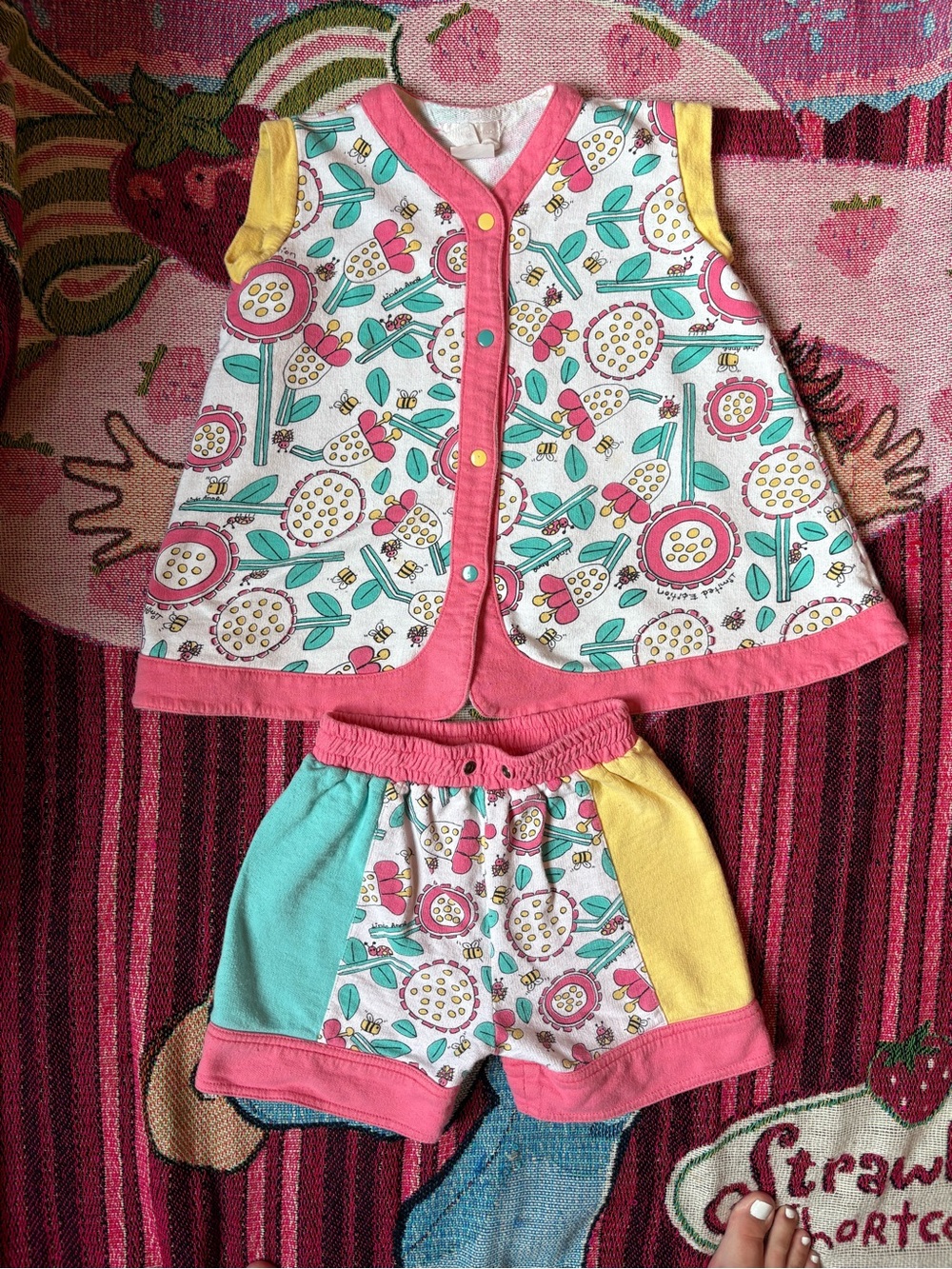 Kids vintage Floral Two-Piece short Set - Pink, Yellow & Teal